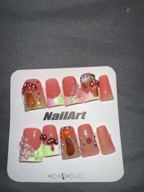 NAILA Pink Coral Ombre Press-On Nails with Mushroom Art & Pearls